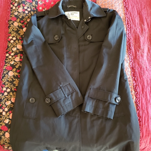 London Fog hip length raincoat w/liner size L - Picture 2 of 6